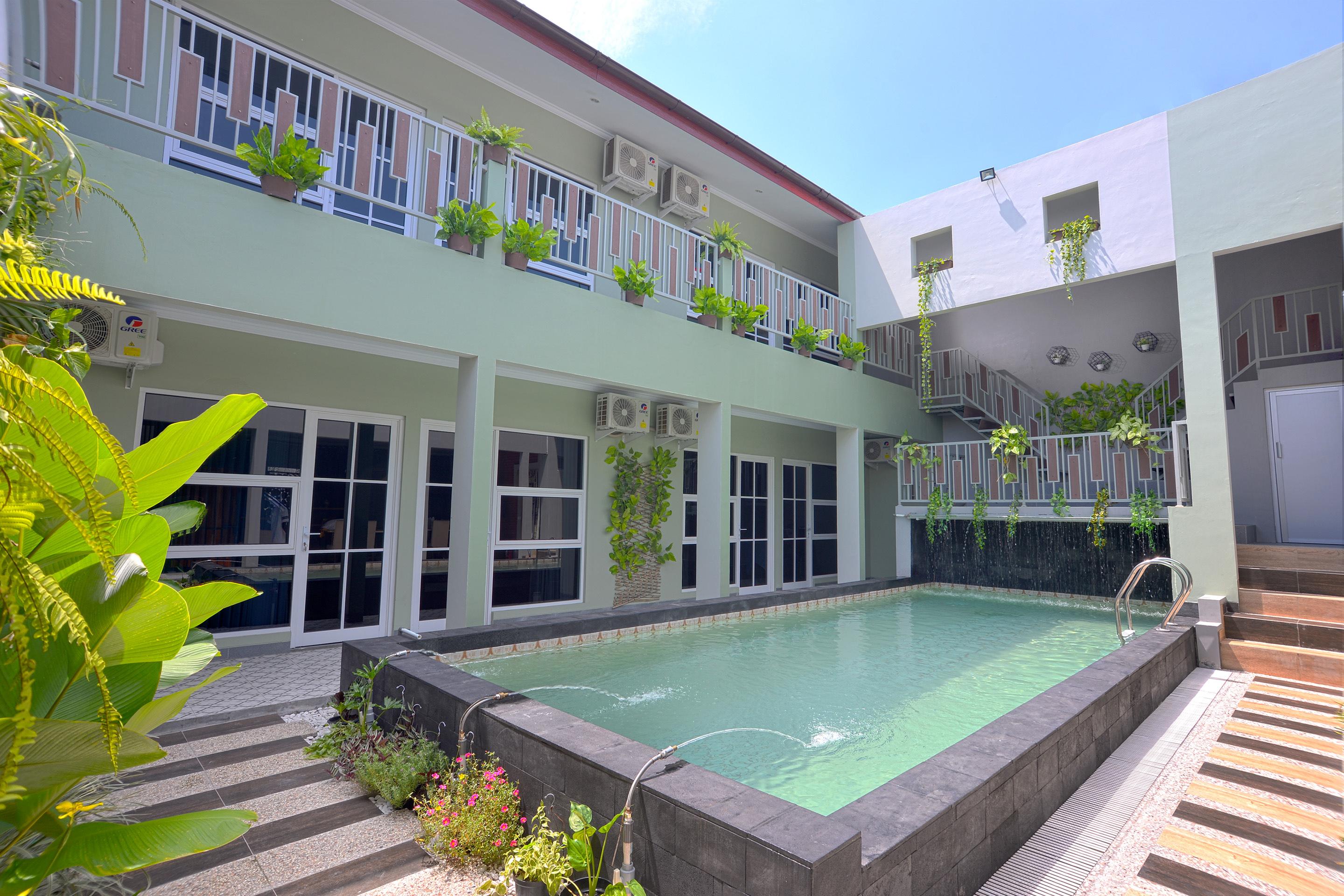 Oyo 583 Puri Gejayan Asri Syariah Hotel Kejayan Kültér fotó